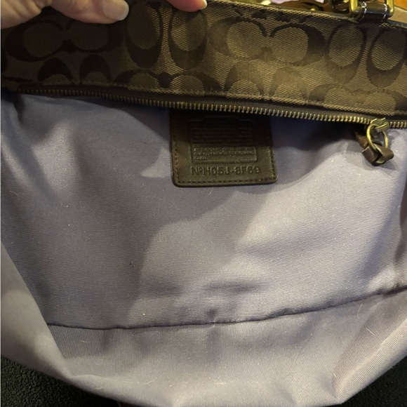 Coach VINTAGE H05J-8F69 Patchwork Suede/Leather/Metallic/Jacquard Zip Tote EUC - Picture 13 of 16